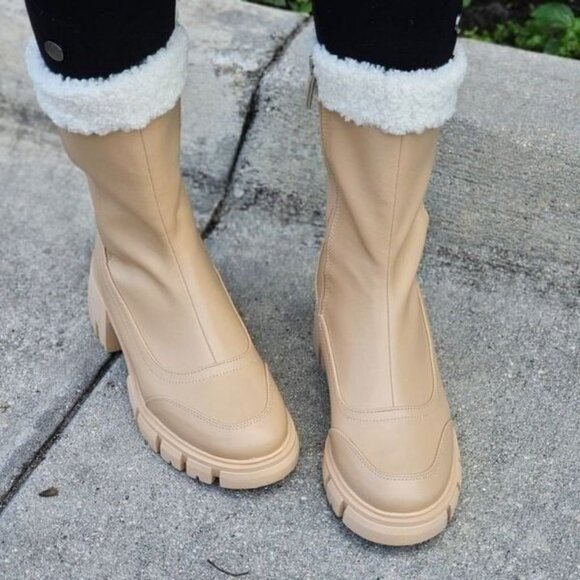 Women's Sherpa Faux Fur Ankle Boot‎ Nude Color - Picture 1 of 5